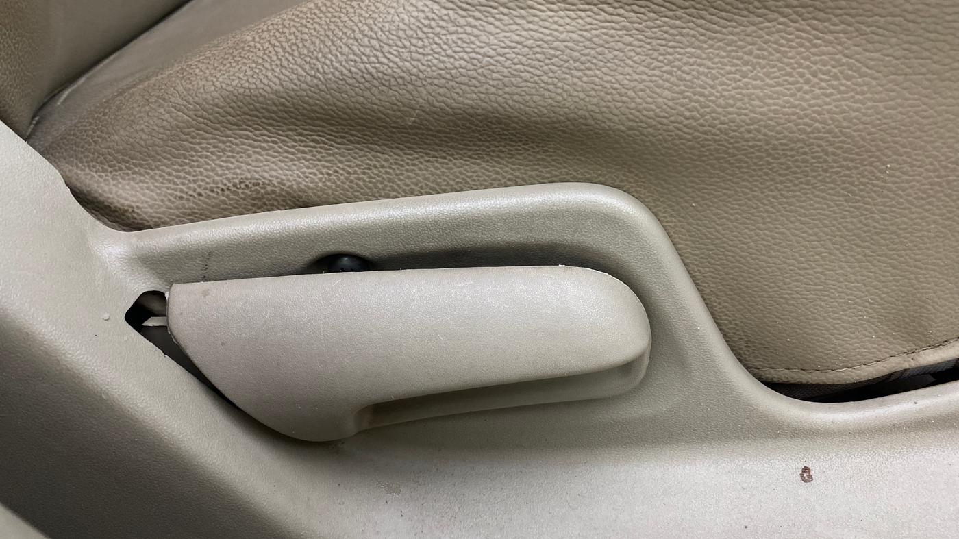 2013 Maruti Swift Dzire VXI, Petrol, Manual, 42,904 km, Driver Side Adjustment Panel