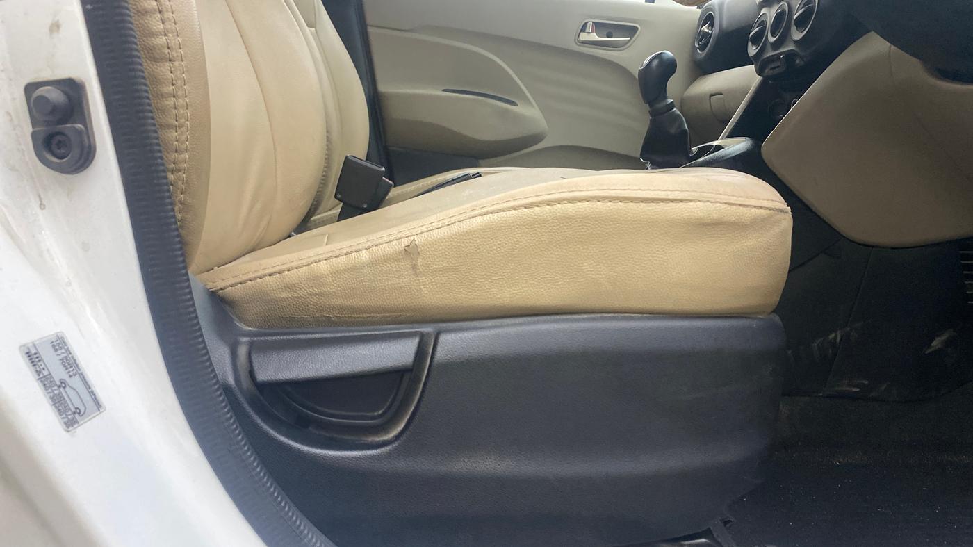 2019 Hyundai NEW SANTRO SPORTZ CNG, CNG, Manual, 59,294 km, Driver Side Adjustment Panel