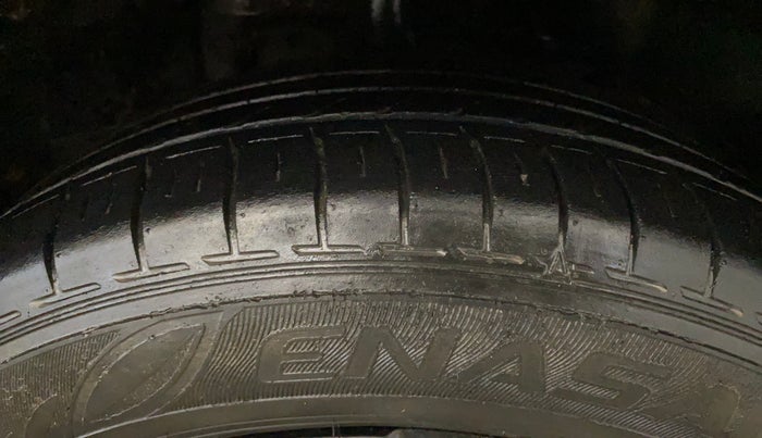 2022 Tata NEXON XZ PLUS (PREMIUM) DIESEL JET, Diesel, Manual, 70,442 km, Right Front Tyre Tread