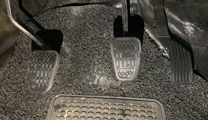 2022 Tata NEXON XZ PLUS (PREMIUM) DIESEL JET, Diesel, Manual, 70,442 km, Pedals