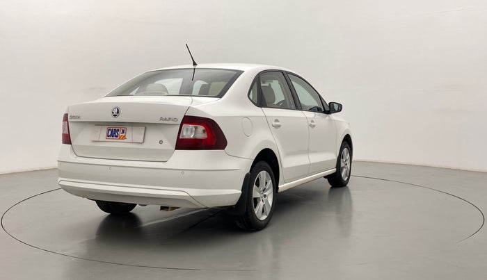 2018 Skoda Rapid AMBITION 1.6 MPFI AT, Petrol, Automatic, 17,549 km, Right Back Diagonal
