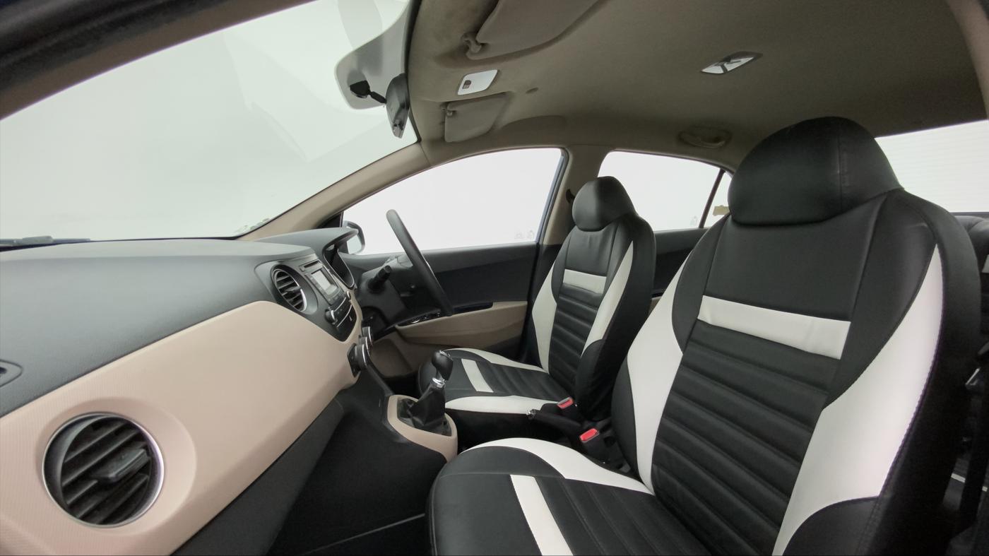 2014 Hyundai Xcent S (O) 1.2, Petrol, Manual, 63,625 km, Right Side Front Door Cabin