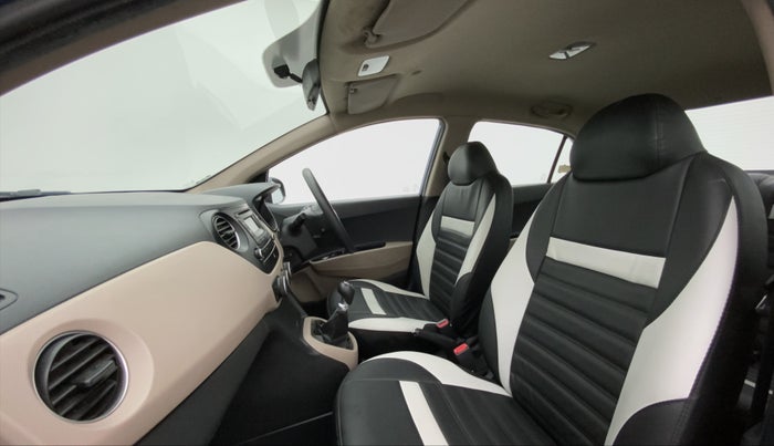 2014 Hyundai Xcent S (O) 1.2, Petrol, Manual, 63,625 km, Right Side Front Door Cabin