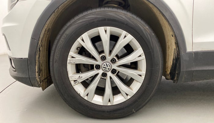 2017 Volkswagen TIGUAN COMFORTLINE AT, Diesel, Automatic, 85,261 km, Left Front Wheel