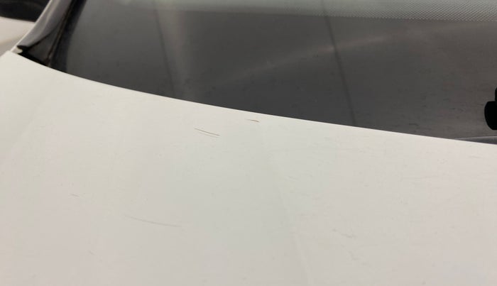 2017 Volkswagen TIGUAN COMFORTLINE AT, Diesel, Automatic, 85,261 km, Bonnet (hood) - Minor scratches