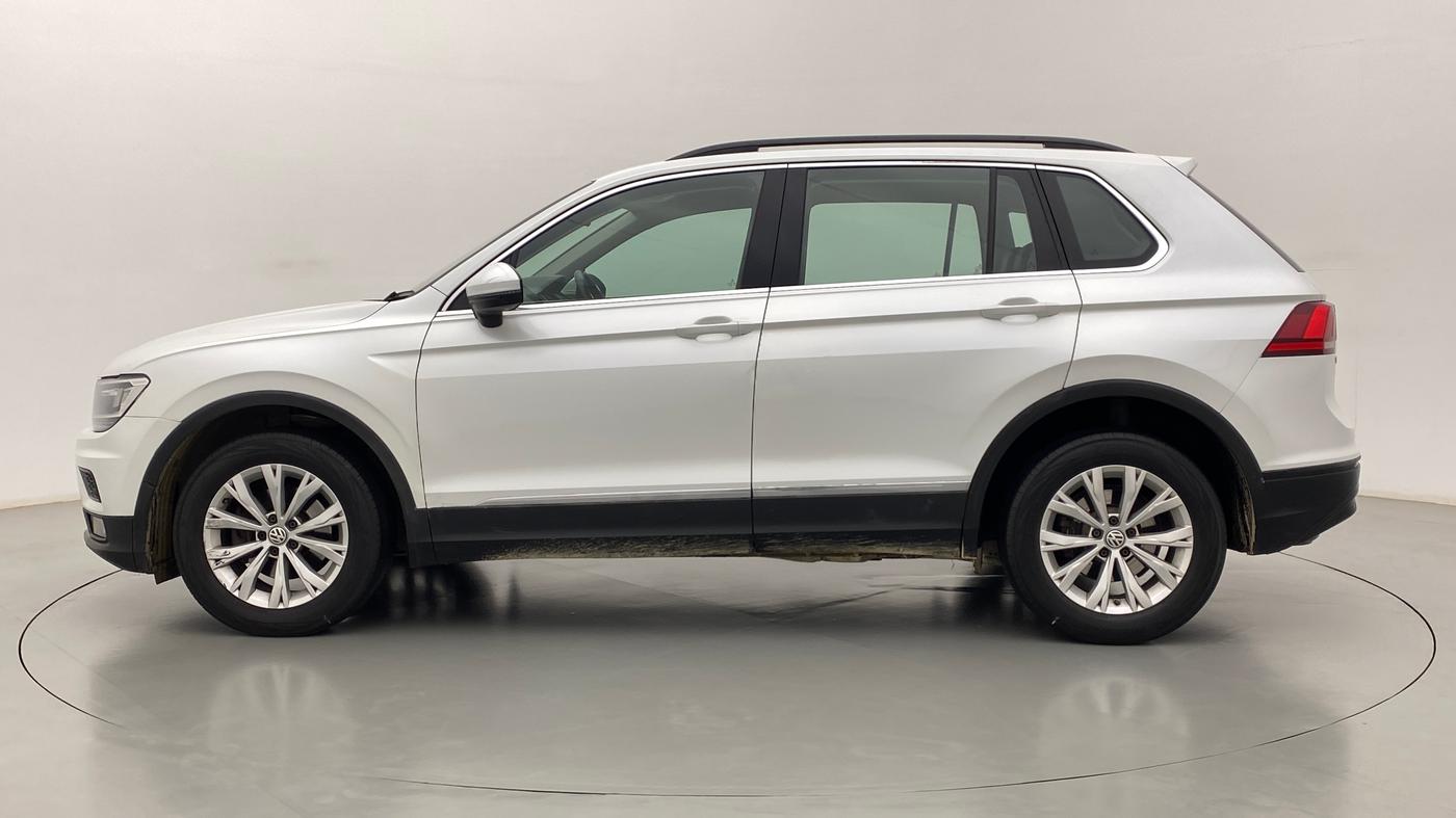 2017 Volkswagen TIGUAN COMFORTLINE AT, Diesel, Automatic, 85,261 km, Left Side