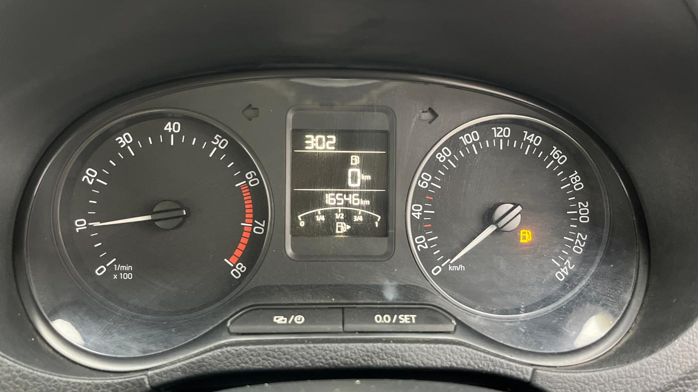 2018 Skoda Rapid AMBITION 1.6 MPI MT, Petrol, Manual, 16,545 km, Odometer Image