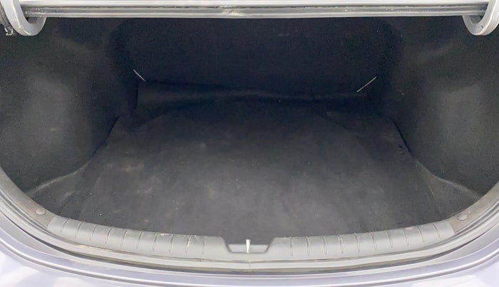 2019 Hyundai Verna 1.6 VTVT SX (O) AT, Petrol, Automatic, 57,538 km, Boot Inside