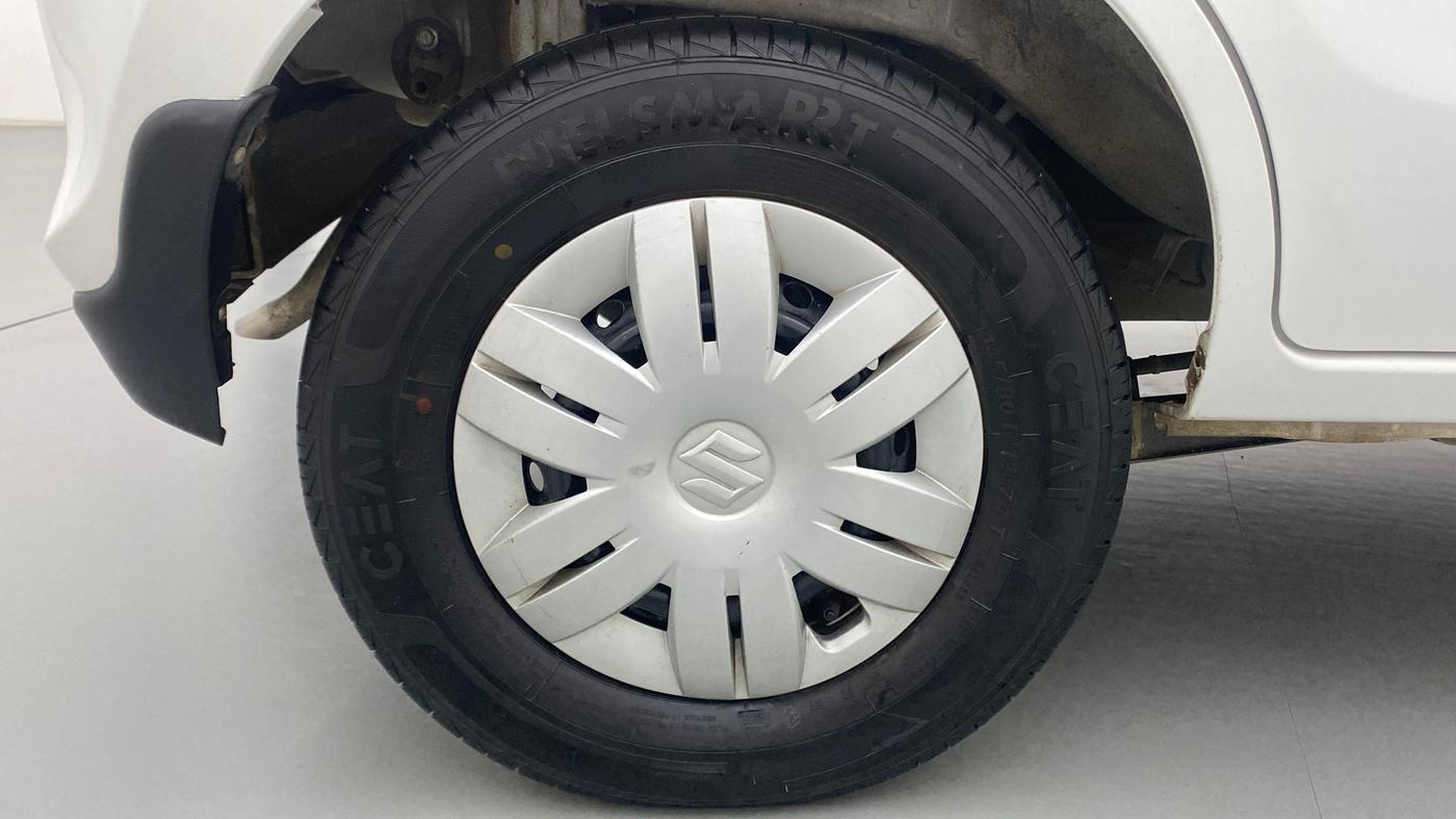 2022 Maruti Alto LXI OPT CNG, CNG, Manual, 10,475 km, Right Rear Wheel