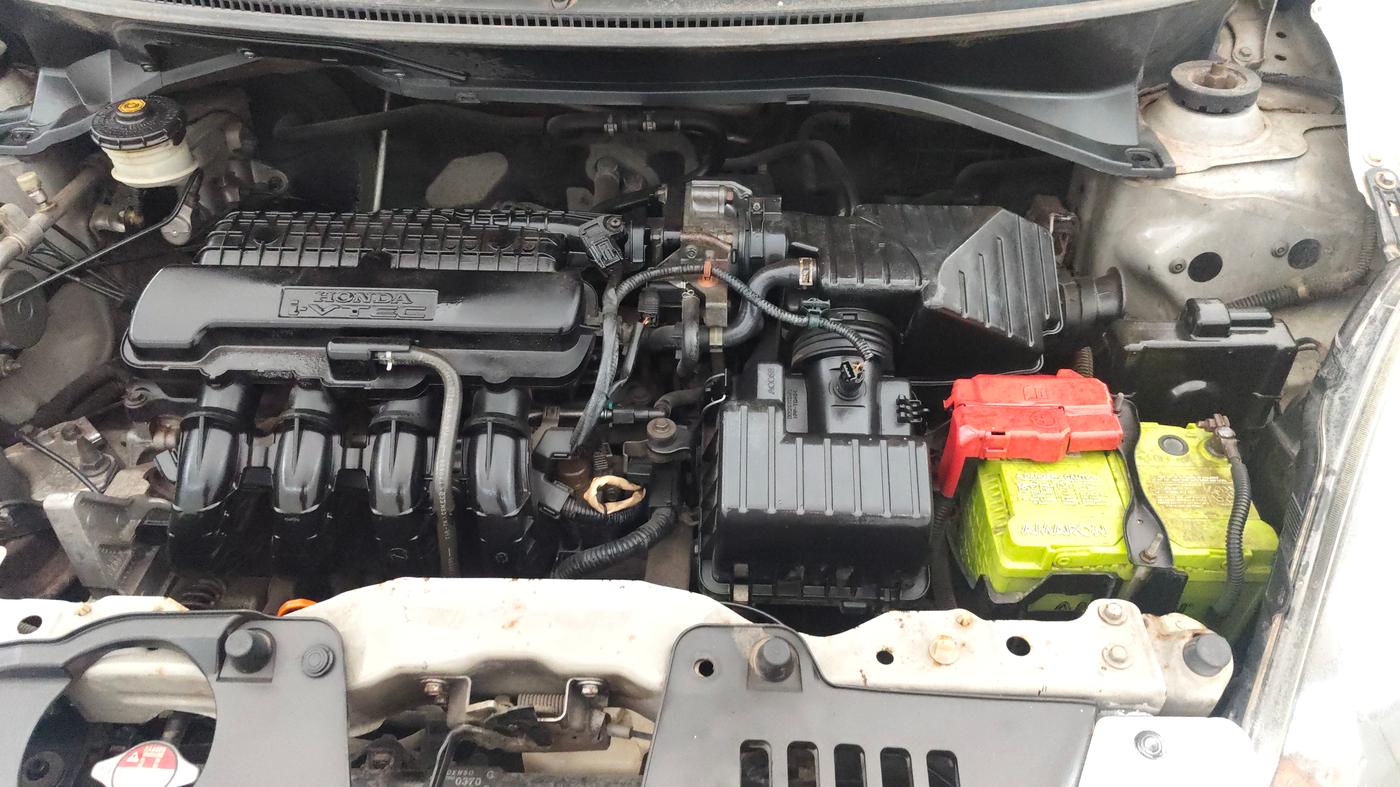 2013 Honda Amaze 1.2L I-VTEC VX AT, Petrol, Automatic, 73,830 km, Engine View - Left