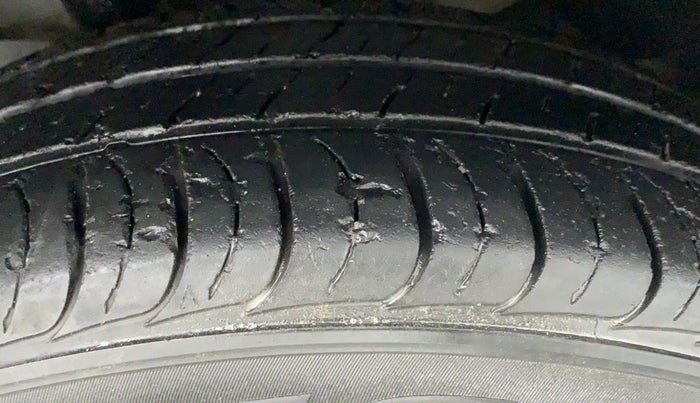 2016 Hyundai Creta 1.6 S, Petrol, Manual, 62,871 km, Right Front Tyre Tread