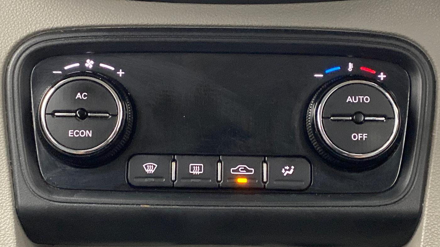 2019 Tata Tiago XZ+ 1.2 Revotron, Petrol, Manual, 14,726 km, Automatic Climate Control