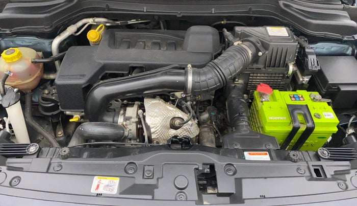 2022 Mahindra XUV300 W8 (O) 1.5 DIESEL, Diesel, Manual, 14,978 km, Open Bonet