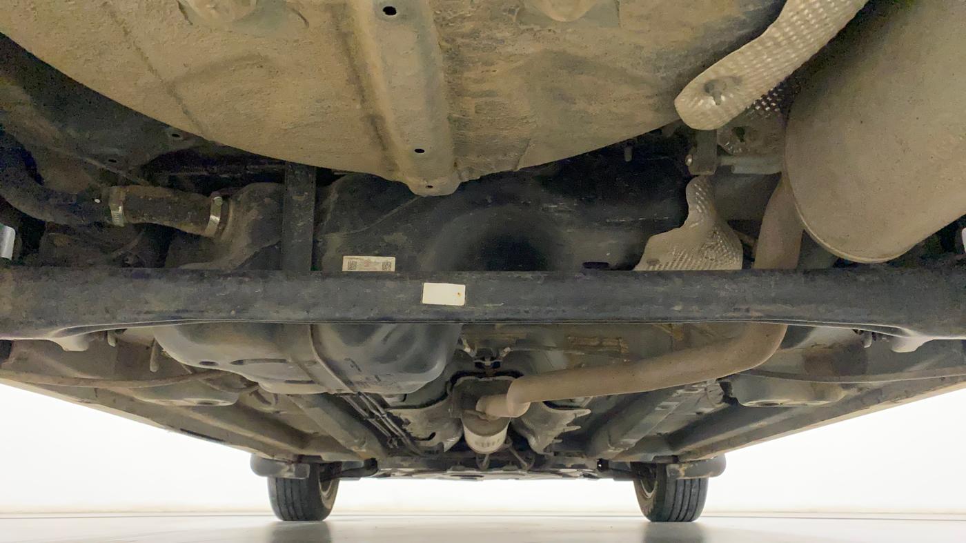 2022 Mahindra XUV300 W8 (O) 1.5 DIESEL, Diesel, Manual, 14,978 km, Rear Underbody