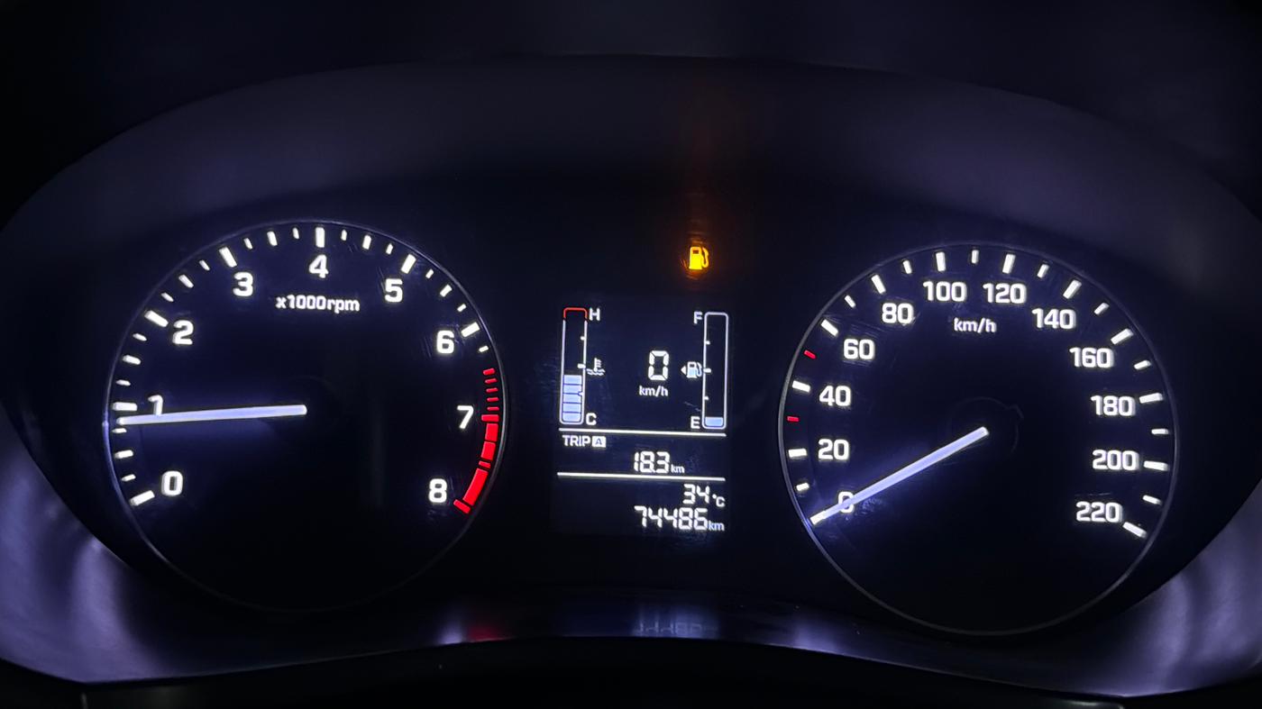 2016 Hyundai Elite i20 SPORTZ 1.2, Petrol, Manual, 74,468 km, Odometer Image