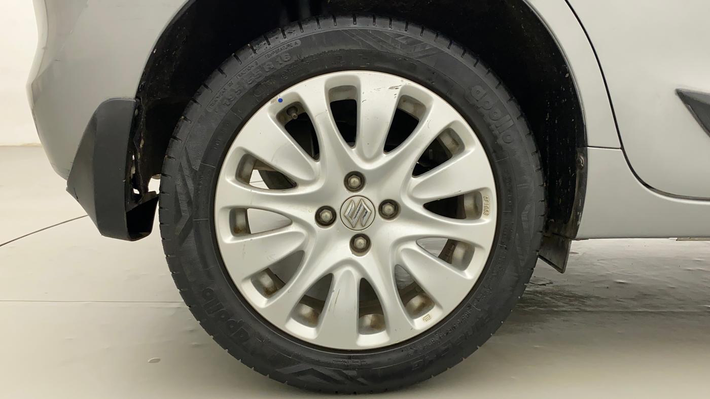 2015 Maruti Baleno ALPHA PETROL 1.2, Petrol, Manual, 34,054 km, Right Rear Wheel