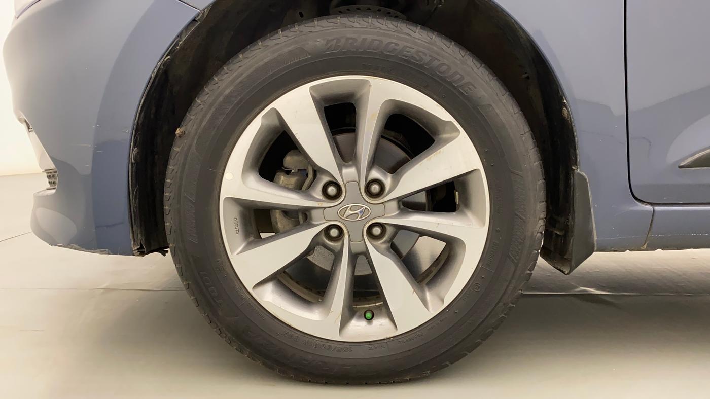 2014 Hyundai Elite i20 SPORTZ 1.4 CRDI, Diesel, Manual, 1,08,913 km, Left Front Wheel