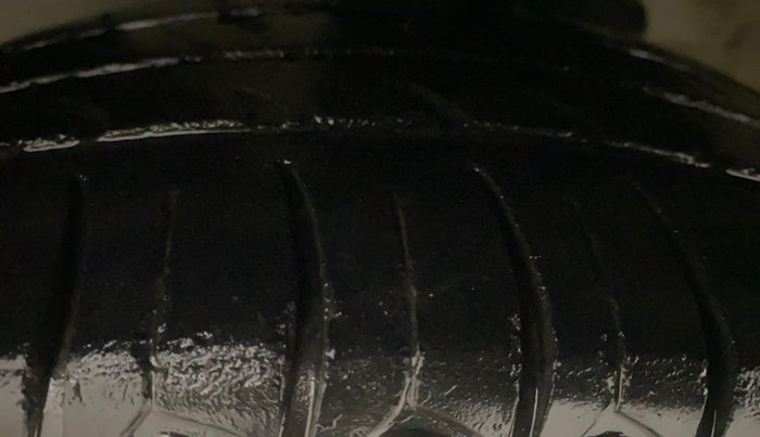 2018 Maruti Celerio X ZXI (O) AMT, Petrol, Automatic, 96,056 km, Left Front Tyre Tread