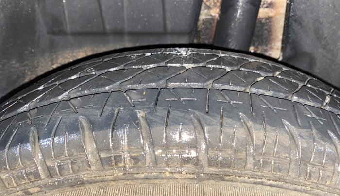 2017 Maruti Dzire VDI AMT, Diesel, Automatic, 55,651 km, Left Rear Tyre Tread