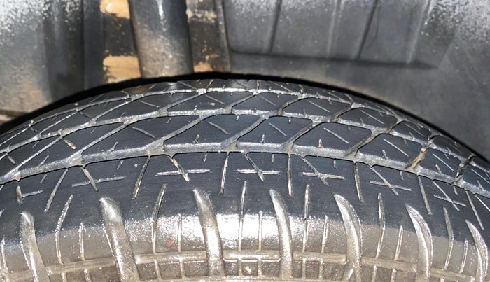 2017 Maruti Dzire VDI AMT, Diesel, Automatic, 55,651 km, Right Rear Tyre Tread