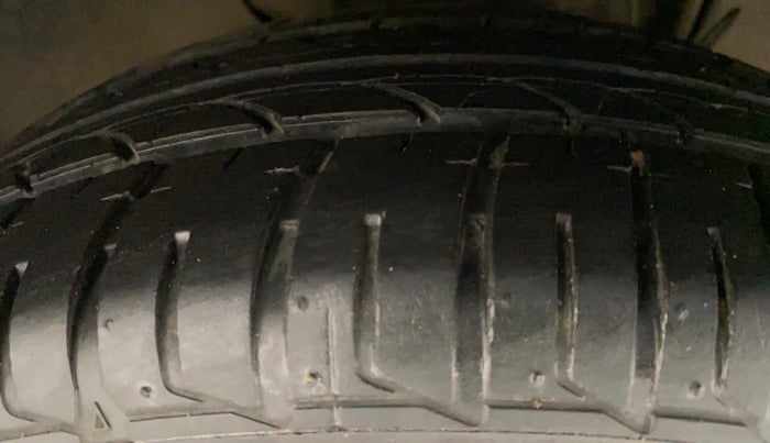 2020 Tata Tiago XT PETROL, Petrol, Manual, 38,200 km, Right Front Tyre Tread