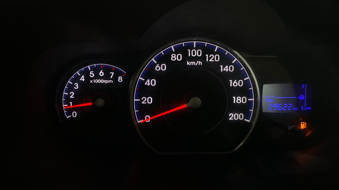 2015 Hyundai i10 MAGNA 1.1, Petrol, Manual, 29,607 km, Odometer Image