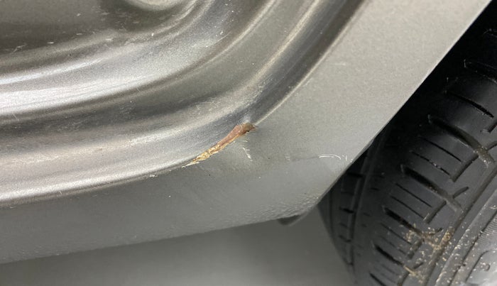 2021 Maruti Ertiga VXI SHVS, Petrol, Manual, 15,671 km, Left running board - Slight discoloration