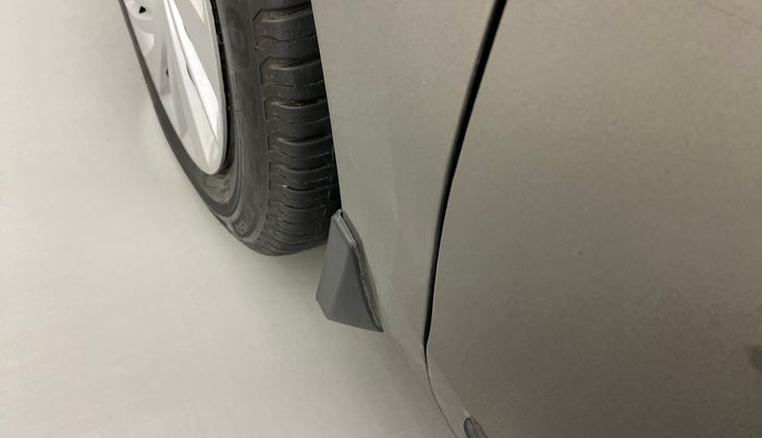 2021 Maruti Ertiga VXI SHVS, Petrol, Manual, 15,671 km, Left fender - Slightly dented