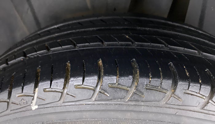 2021 Maruti Ertiga VXI SHVS, Petrol, Manual, 15,671 km, Left Rear Tyre Tread
