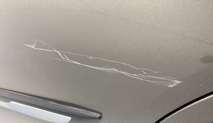 2021 Maruti Ertiga VXI SHVS, Petrol, Manual, 15,671 km, Rear left door - Minor scratches