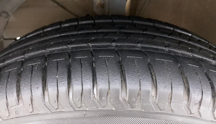 2021 Maruti Ertiga VXI SHVS, Petrol, Manual, 15,671 km, Left Front Tyre Tread