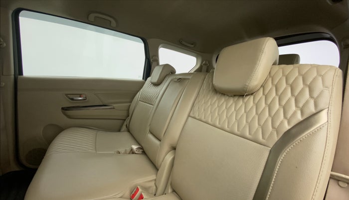 2021 Maruti Ertiga VXI SHVS, Petrol, Manual, 15,671 km, Right Side Rear Door Cabin