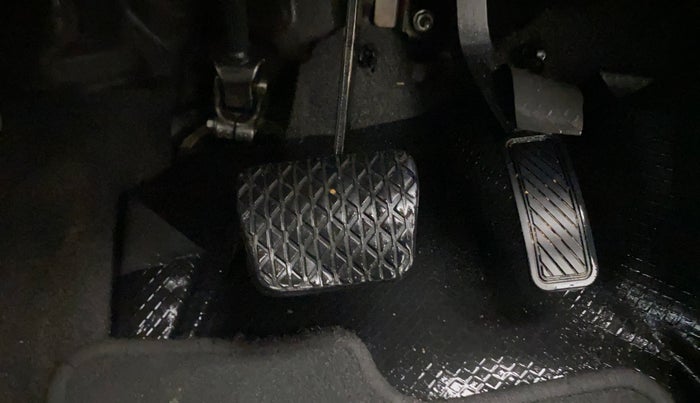 2015 Ford Ecosport TITANIUM 1.5L PETROL AT, Petrol, Automatic, 98,903 km, Pedals