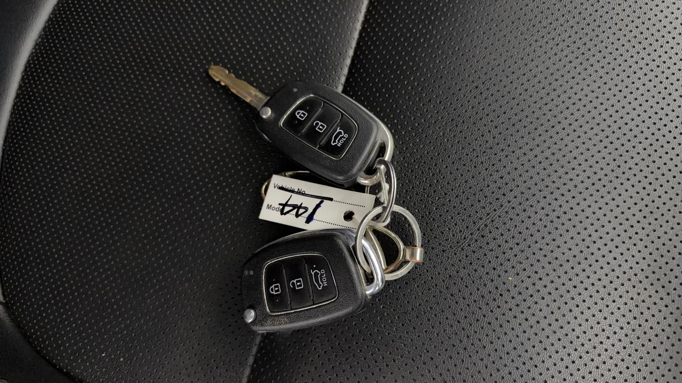 2020 Hyundai Creta E PLUS 1.6 PETROL, Petrol, Manual, 62,773 km, Key Close Up