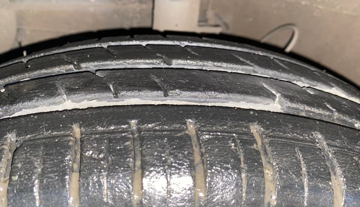 2021 Hyundai GRAND I10 NIOS SPORTZ AMT 1.2 KAPPA VTVT, Petrol, Automatic, 34,241 km, Left Front Tyre Tread
