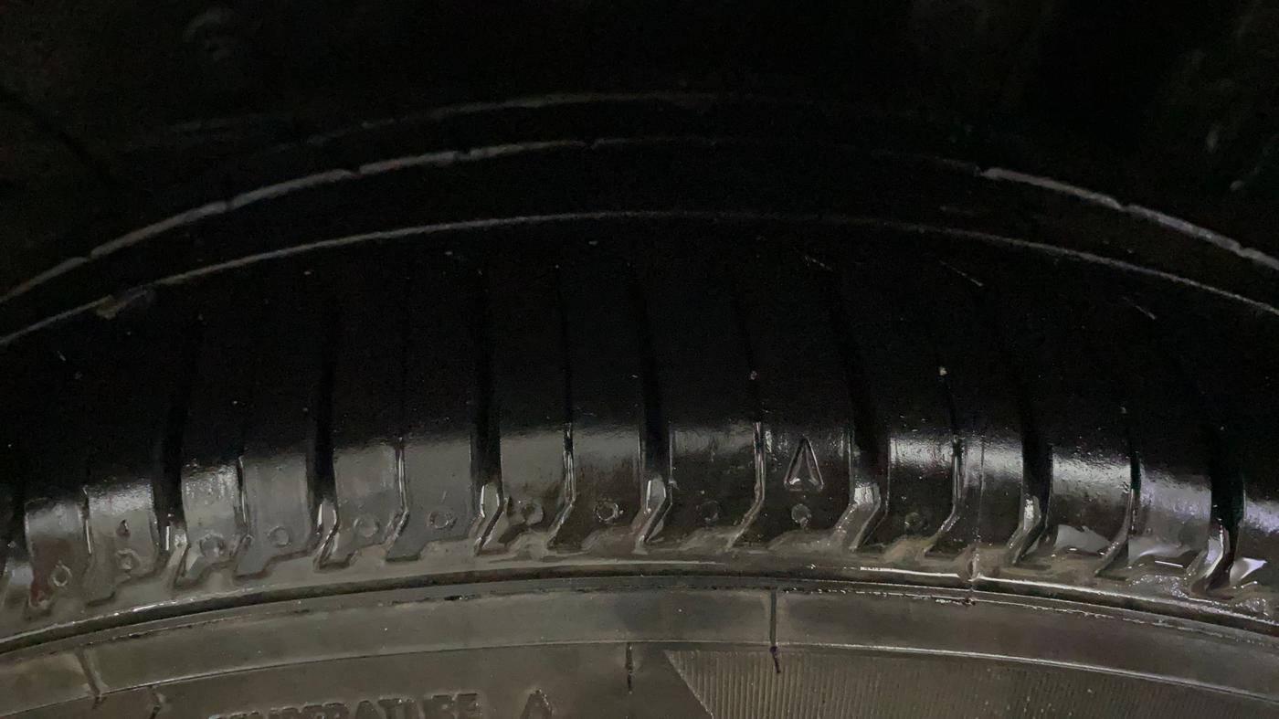 2015 Toyota Etios G, Petrol, Manual, 41,922 km, Left Rear Tyre Tread
