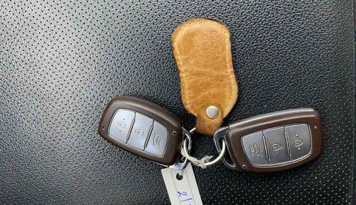 2018 Hyundai Creta SX (O) 1.6 PETROL, Petrol, Manual, 61,033 km, Key Close Up