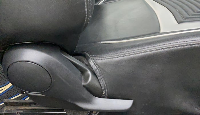 2020 Maruti Baleno DELTA PETROL 1.2, Petrol, Manual, 53,849 km, Driver Side Adjustment Panel