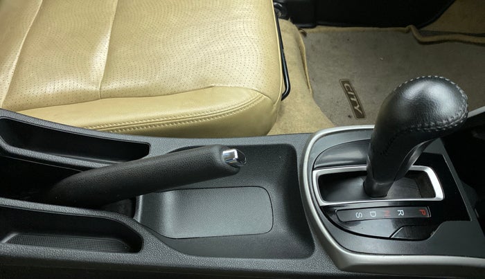 2018 Honda City VX CVT PETROL, Petrol, Automatic, 46,497 km, Gear Lever