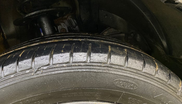 2021 Maruti Baleno ZETA PETROL 1.2, Petrol, Manual, 22,659 km, Right Front Tyre Tread