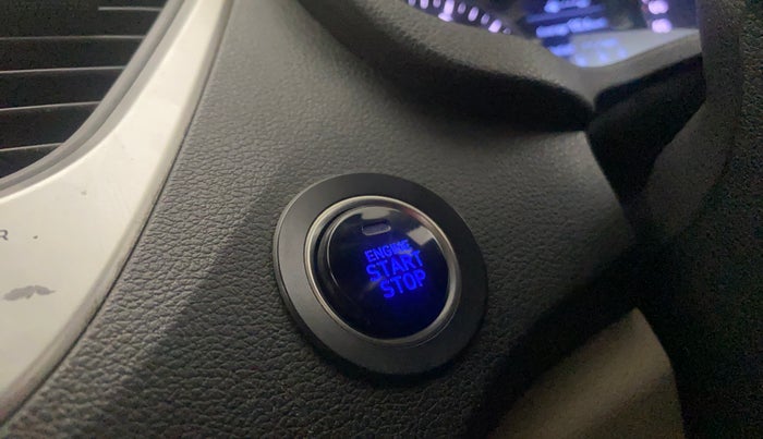 2019 Hyundai Verna 1.6 VTVT SX, Petrol, Manual, 50,472 km, Keyless Start/ Stop Button