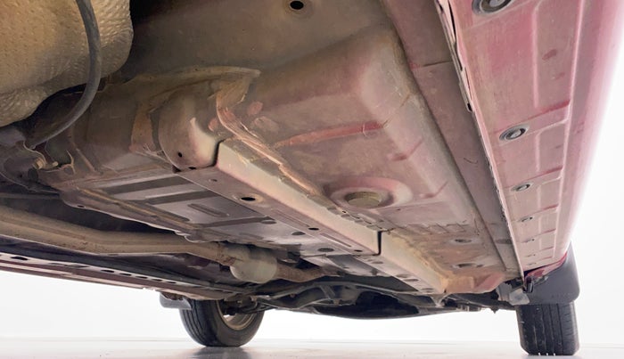 2015 Toyota Etios Liva D-4D VXD, Diesel, Manual, 94,048 km, Right Side Underbody