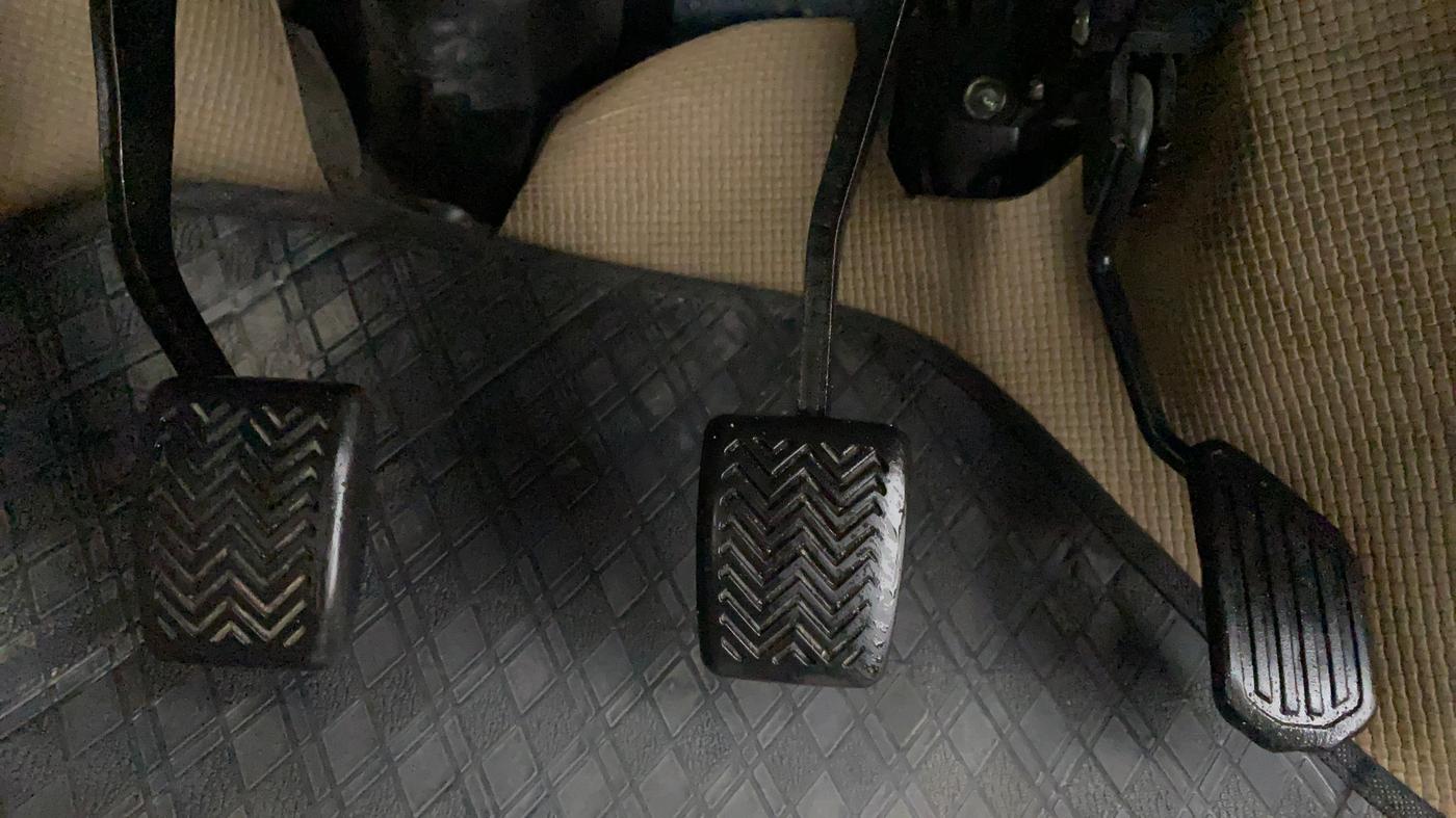 2015 Toyota Etios Liva D-4D VXD, Diesel, Manual, 94,048 km, Pedals