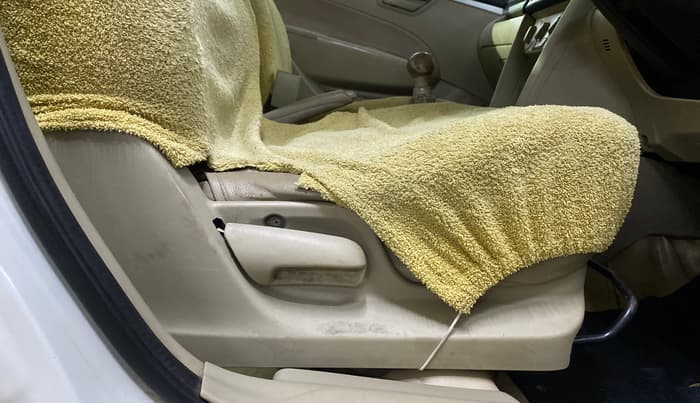 2019 Maruti Swift Dzire TOUR S-CNG, CNG, Manual, 55,642 km, Driver Side Adjustment Panel