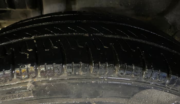2019 Maruti Swift Dzire TOUR S-CNG, CNG, Manual, 55,642 km, Right Rear Tyre Tread
