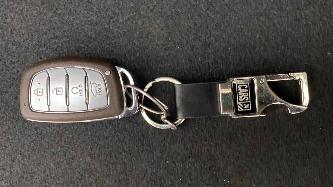 2021 Hyundai ALCAZAR 2.0 SIGNATURE (O) AT 6STR, Petrol, Automatic, 3,198 km, Key Close Up