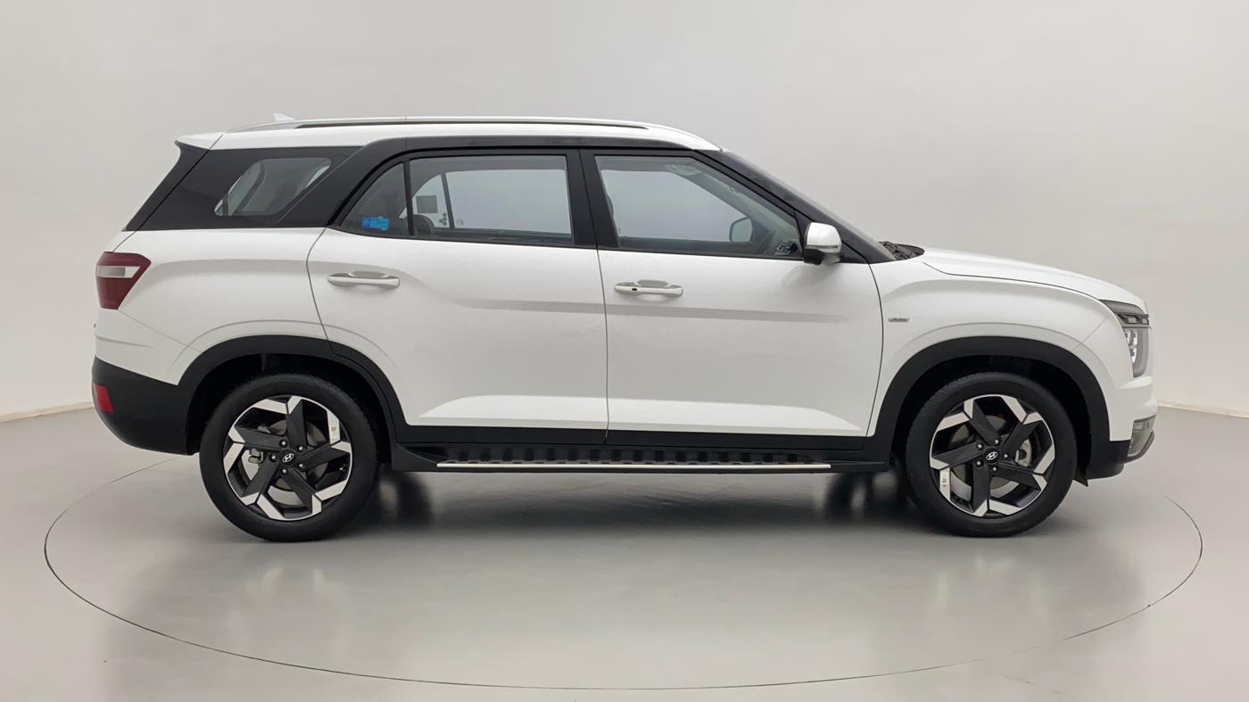 2021 Hyundai ALCAZAR 2.0 SIGNATURE (O) AT 6STR, Petrol, Automatic, 3,198 km, Right Side View