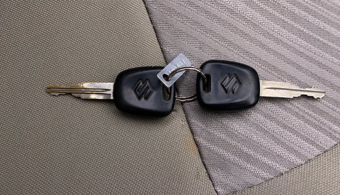 2015 Maruti Alto K10 VXI AMT, Petrol, Automatic, 1,04,156 km, Key Close Up