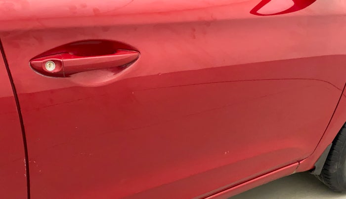 2015 Hyundai Elite i20 MAGNA 1.2, Petrol, Manual, 38,116 km, Driver-side door - Minor scratches