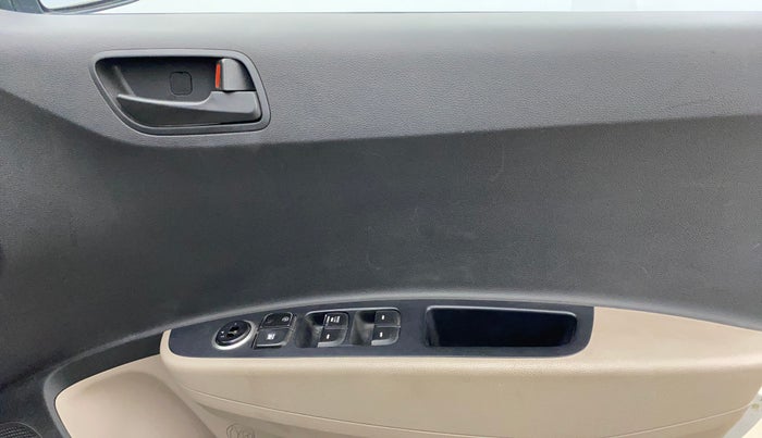 2014 Hyundai Grand i10 MAGNA 1.2 KAPPA VTVT, Petrol, Manual, 35,175 km, Driver Side Door Panels Control